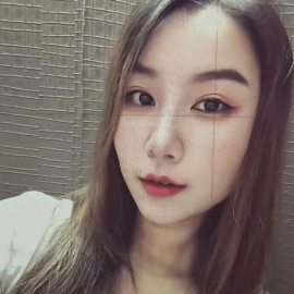 宝龙广场年轻大胸妹子